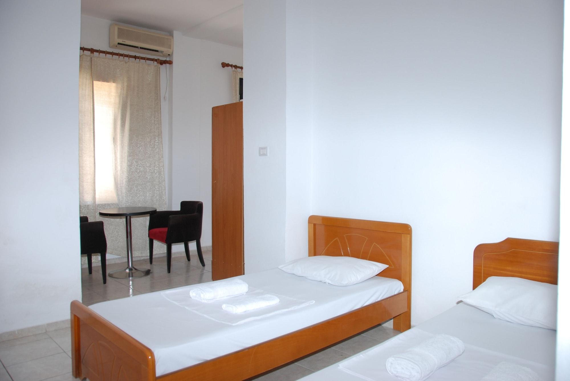 Casa Mia Hotel Sarande Ngoại thất bức ảnh