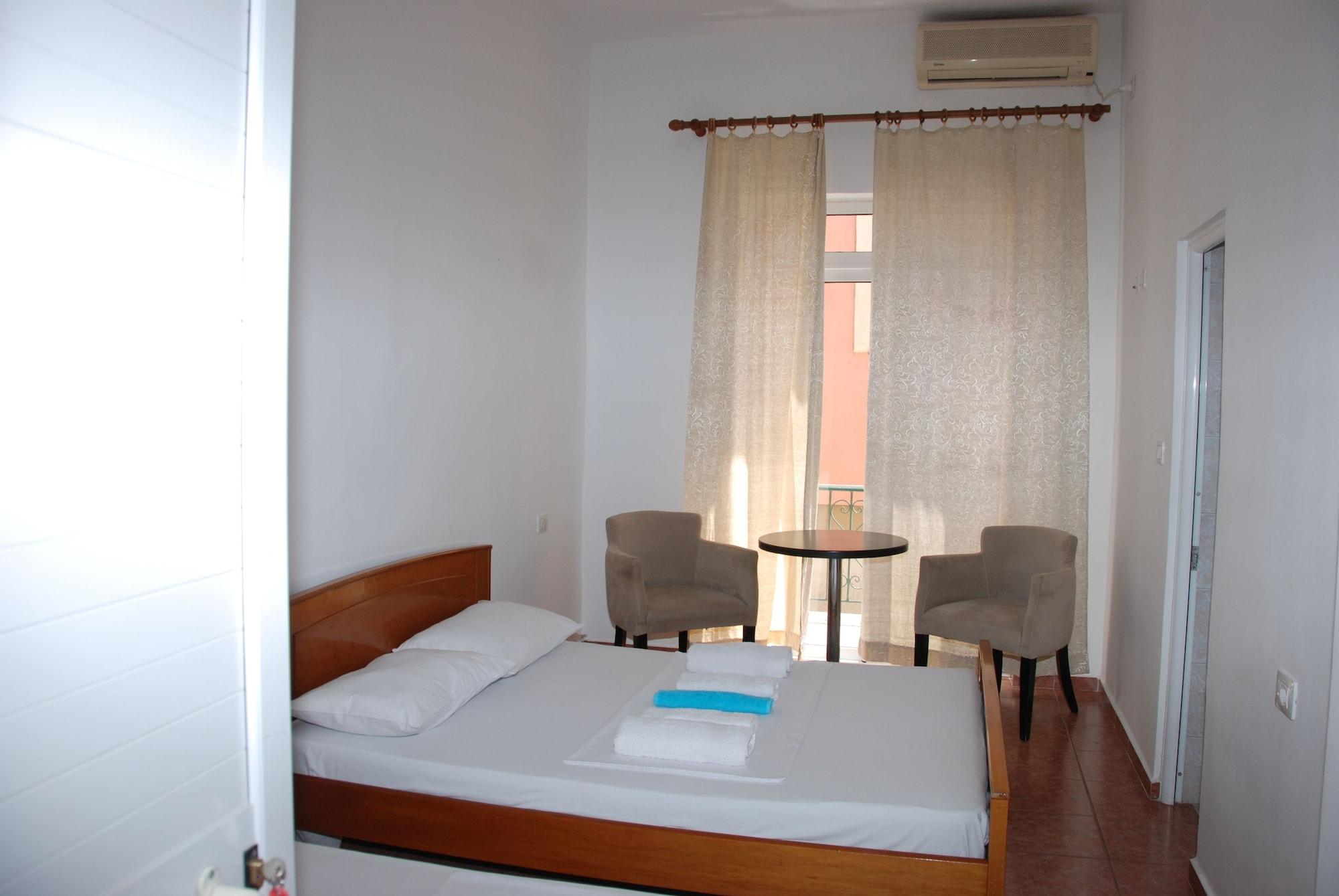 Casa Mia Hotel Sarande Ngoại thất bức ảnh
