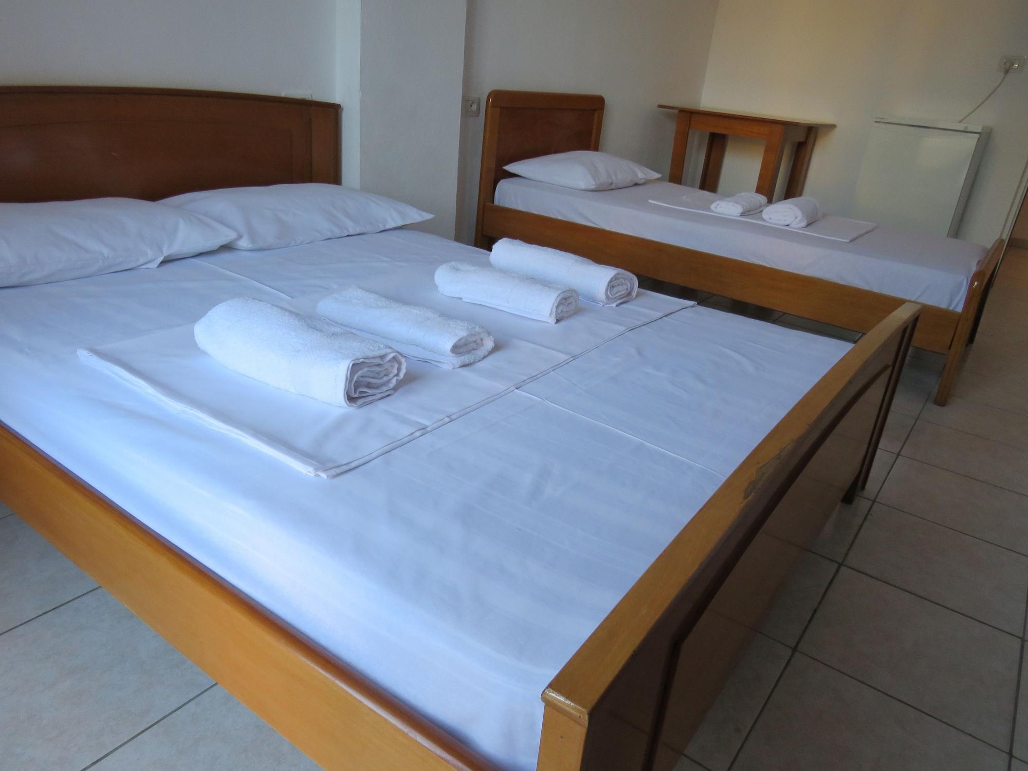 Casa Mia Hotel Sarande Ngoại thất bức ảnh
